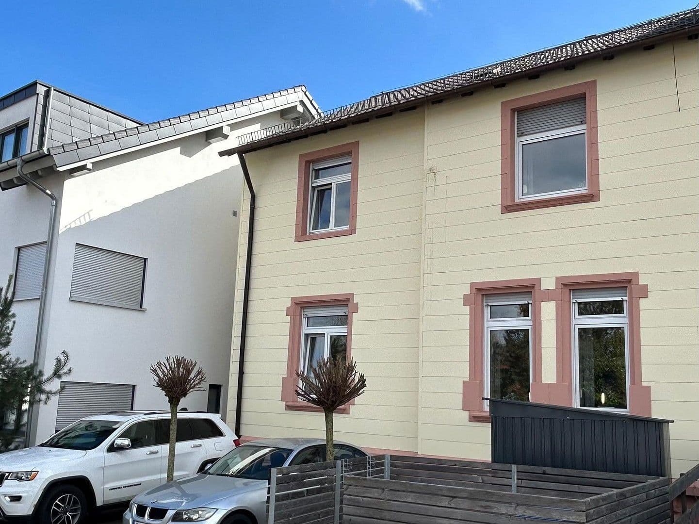 Prodej domu 187 m², pozemek 320 m², Weilerbach, Porýní-Falc Prodej domu 187 m², pozemek 320 m², Weilerbach, Porýní-Falc