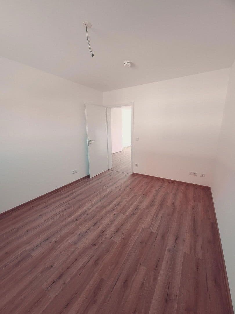 Pronájem bytu 3+1 68 m², Baar-Ebenhausen, Bavorsko Pronájem bytu 3+1 68 m², Baar-Ebenhausen, Bavorsko