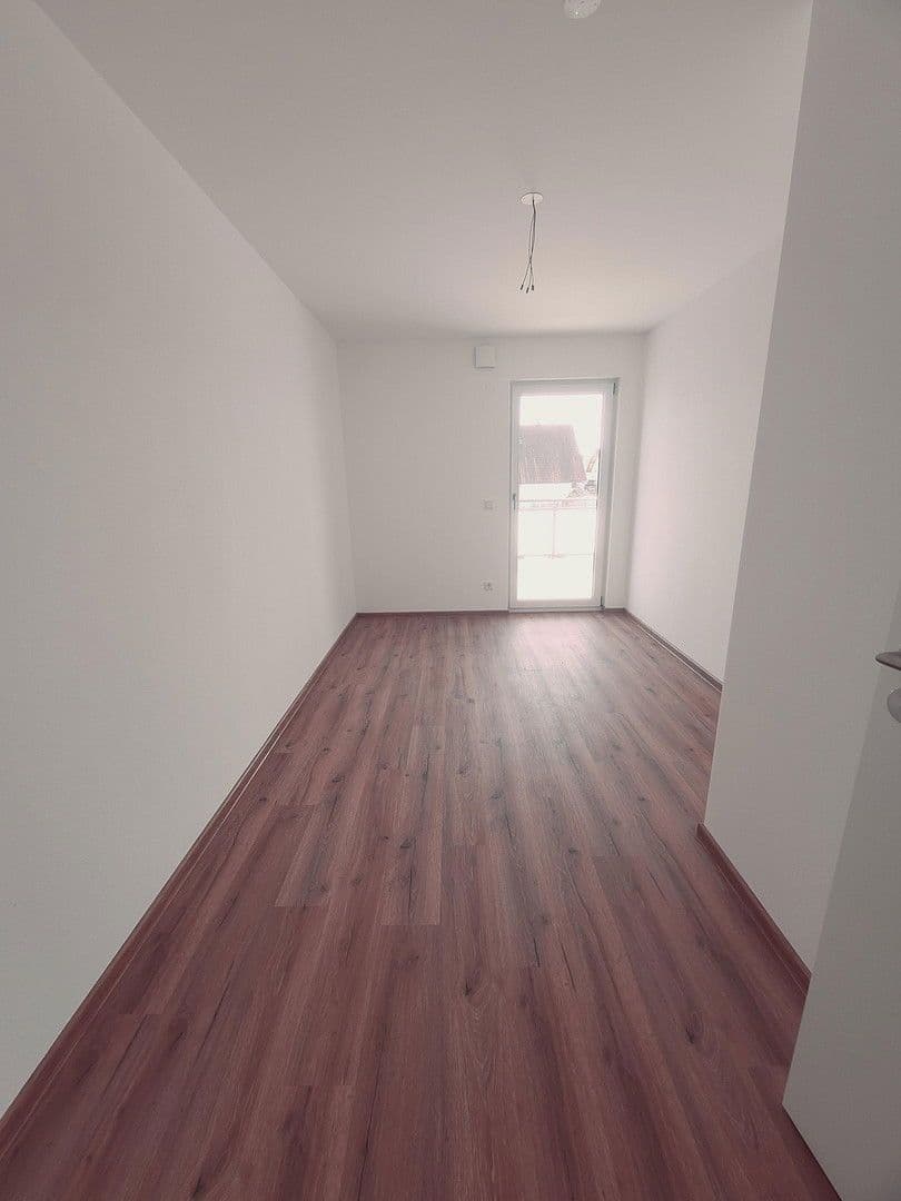 Pronájem bytu 3+1 68 m², Baar-Ebenhausen, Bavorsko Pronájem bytu 3+1 68 m², Baar-Ebenhausen, Bavorsko