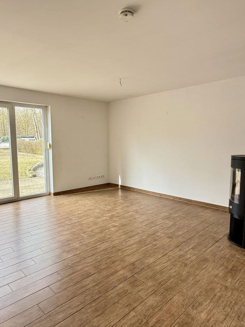 Prodej domu 175 m², pozemek 804 m², Rüdersdorf bei Berlin, Braniborsko Prodej domu 175 m², pozemek 804 m², Rüdersdorf bei Berlin, Braniborsko