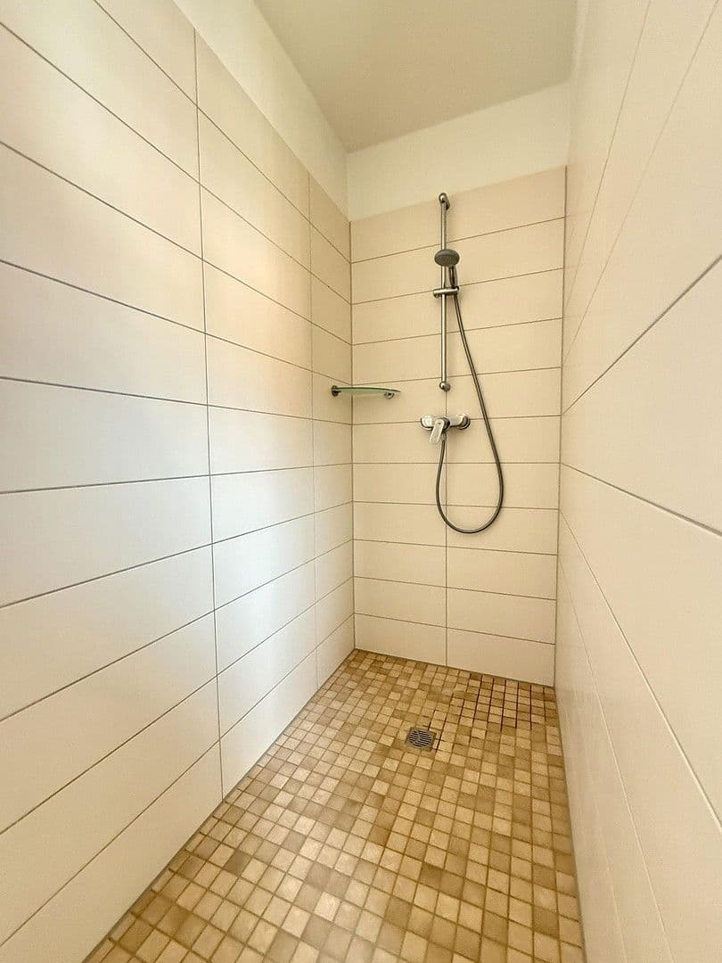 Prodej domu 175 m², pozemek 804 m², Rüdersdorf bei Berlin, Braniborsko Prodej domu 175 m², pozemek 804 m², Rüdersdorf bei Berlin, Braniborsko