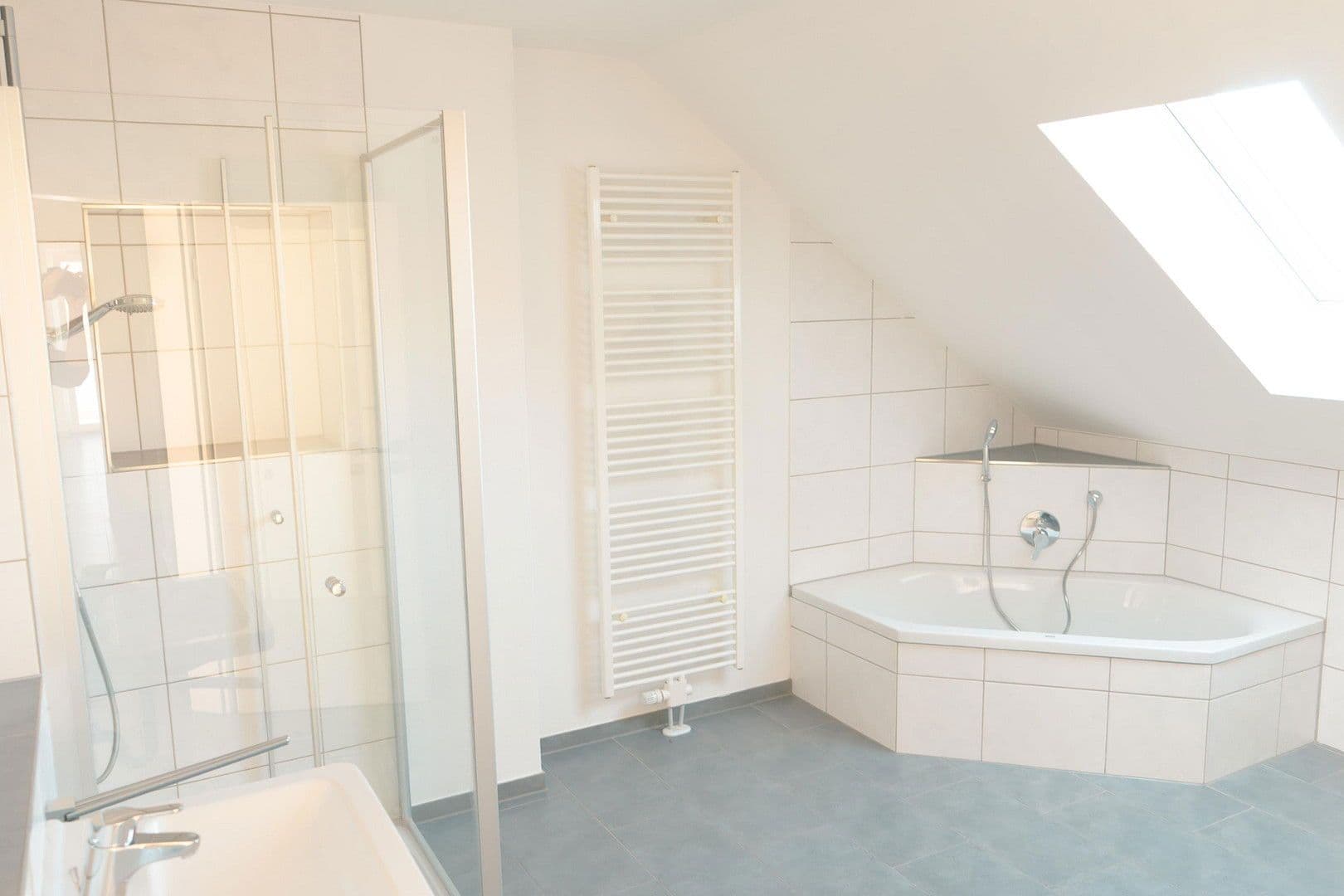 Pronájem bytu 3+1 94 m², Passau-Grubweg, Bavorsko Pronájem bytu 3+1 94 m², Passau-Grubweg, Bavorsko