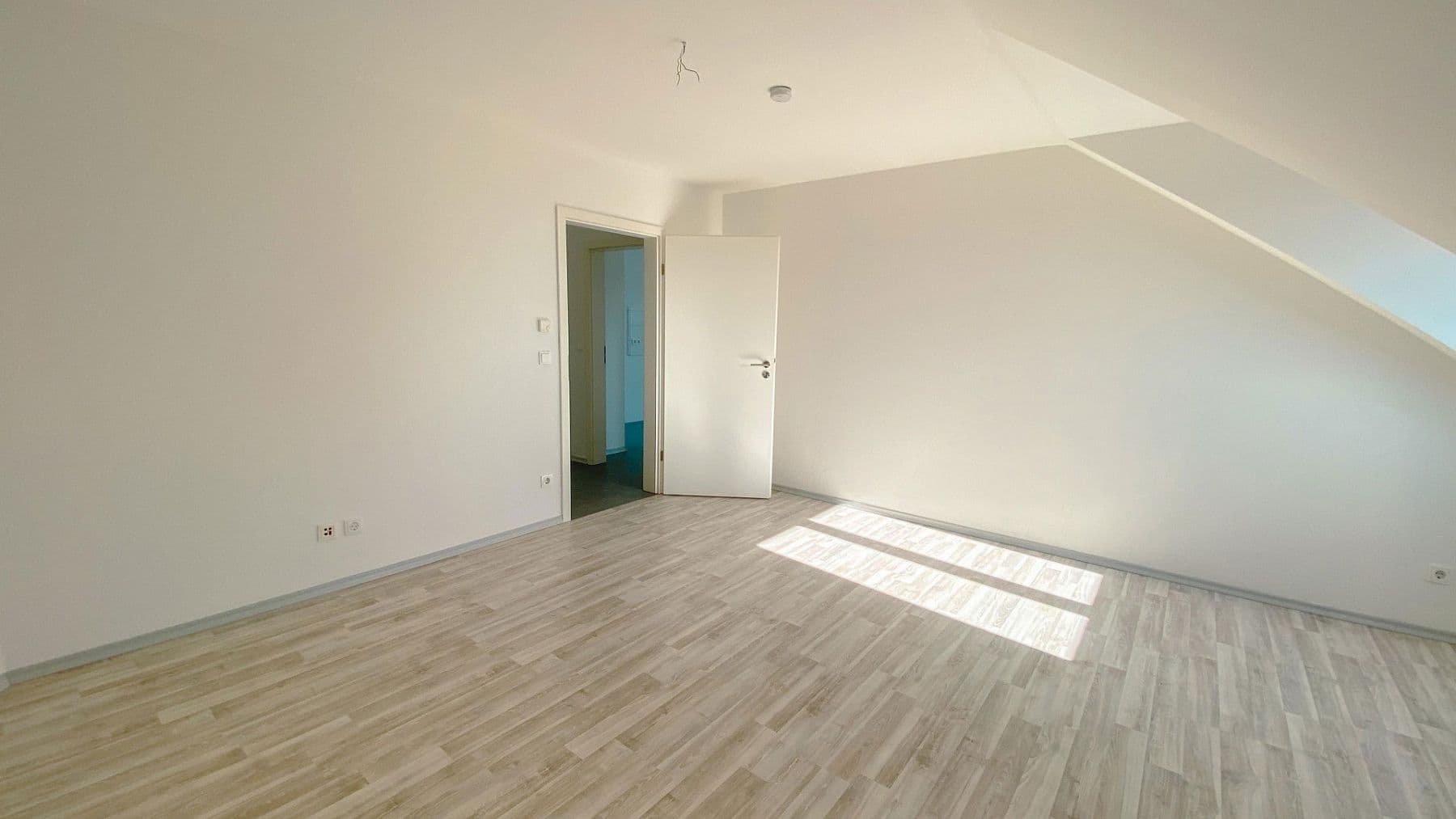 Pronájem bytu 3+1 94 m², Passau-Grubweg, Bavorsko Pronájem bytu 3+1 94 m², Passau-Grubweg, Bavorsko