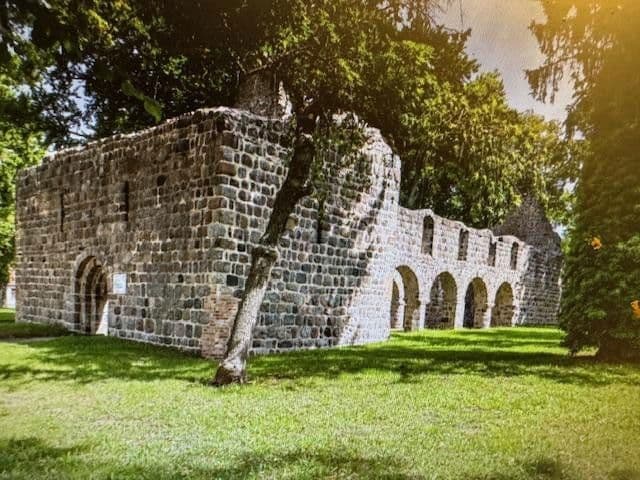 Prodej domu 325 m², pozemek 480 m², Dammstrasse 39, Möckern, Sasko-Anhaltsko Prodej domu 325 m², pozemek 480 m², Dammstrasse 39, Möckern, Sasko-Anhaltsko