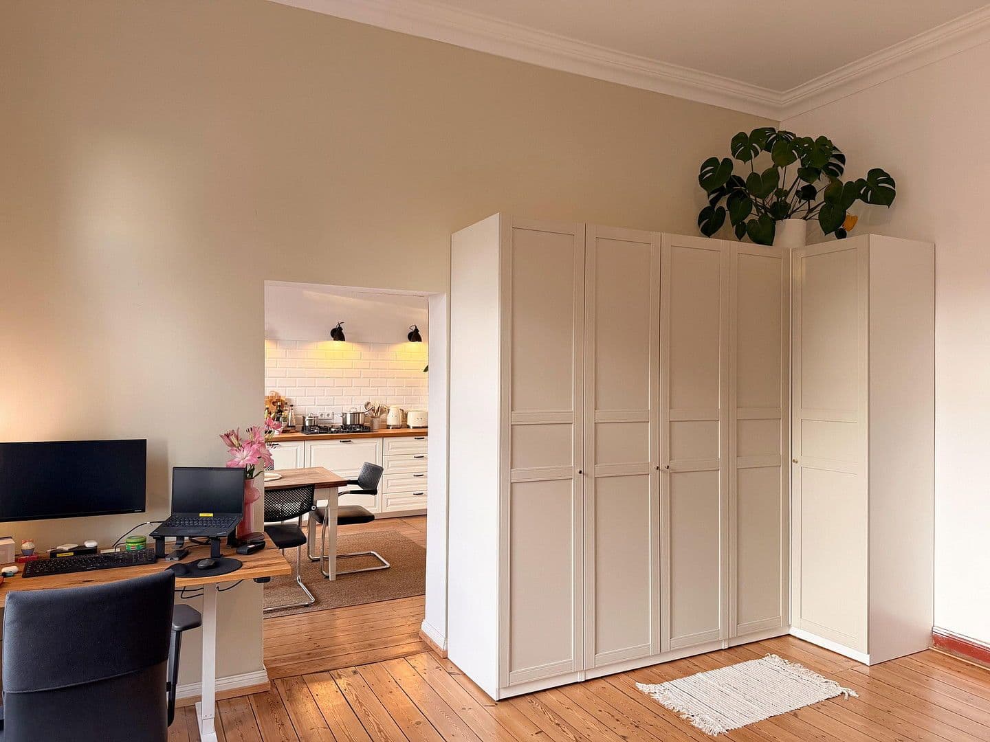 Prodej domu 230 m², pozemek 350 m², Lutherstrasse 3, Schwerin, Mecklenburg-Vorpommern Prodej domu 230 m², pozemek 350 m², Lutherstrasse 3, Schwerin, Mecklenburg-Vorpommern