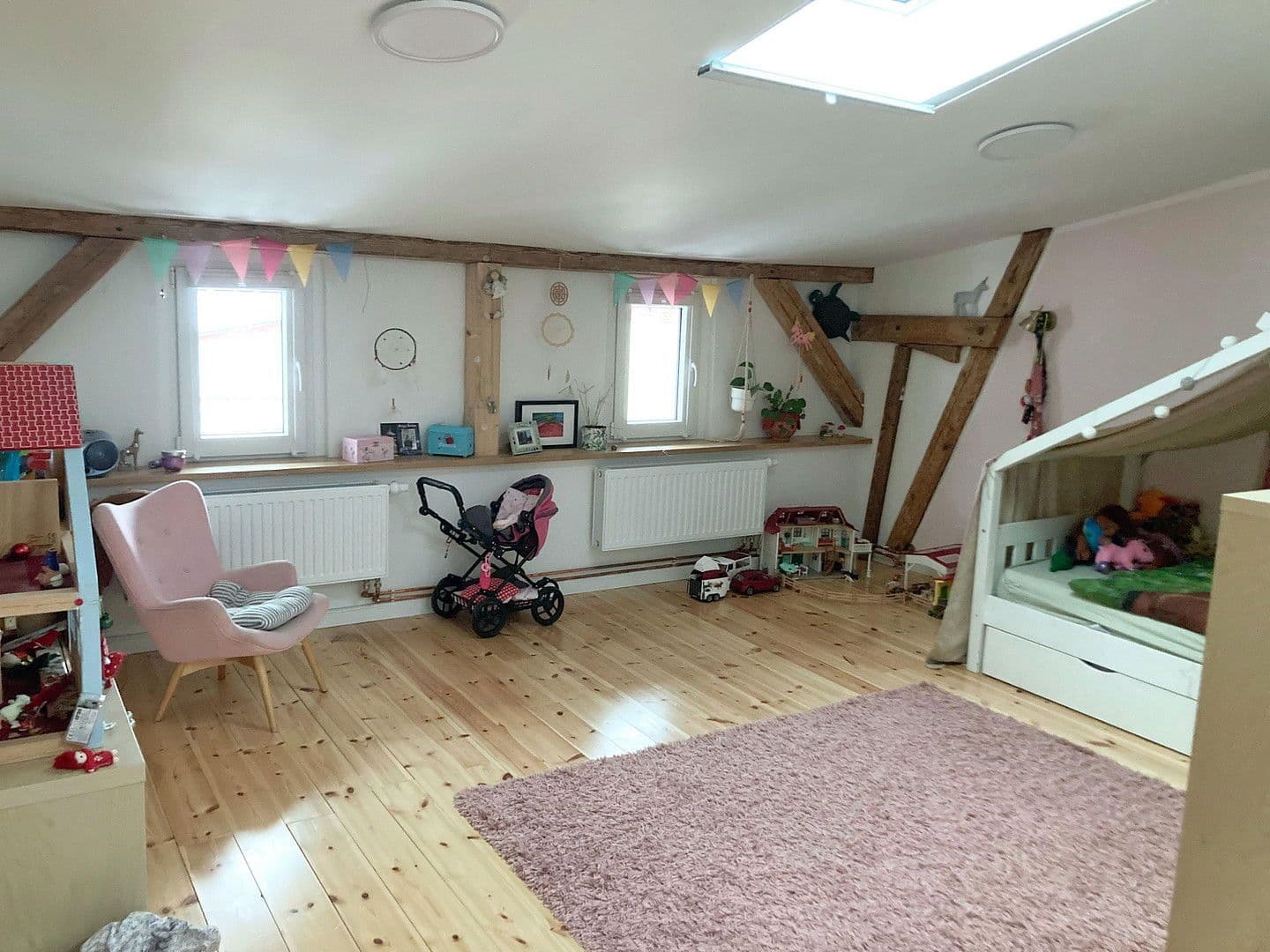 Prodej domu 230 m², pozemek 350 m², Lutherstrasse 3, Schwerin, Mecklenburg-Vorpommern Prodej domu 230 m², pozemek 350 m², Lutherstrasse 3, Schwerin, Mecklenburg-Vorpommern