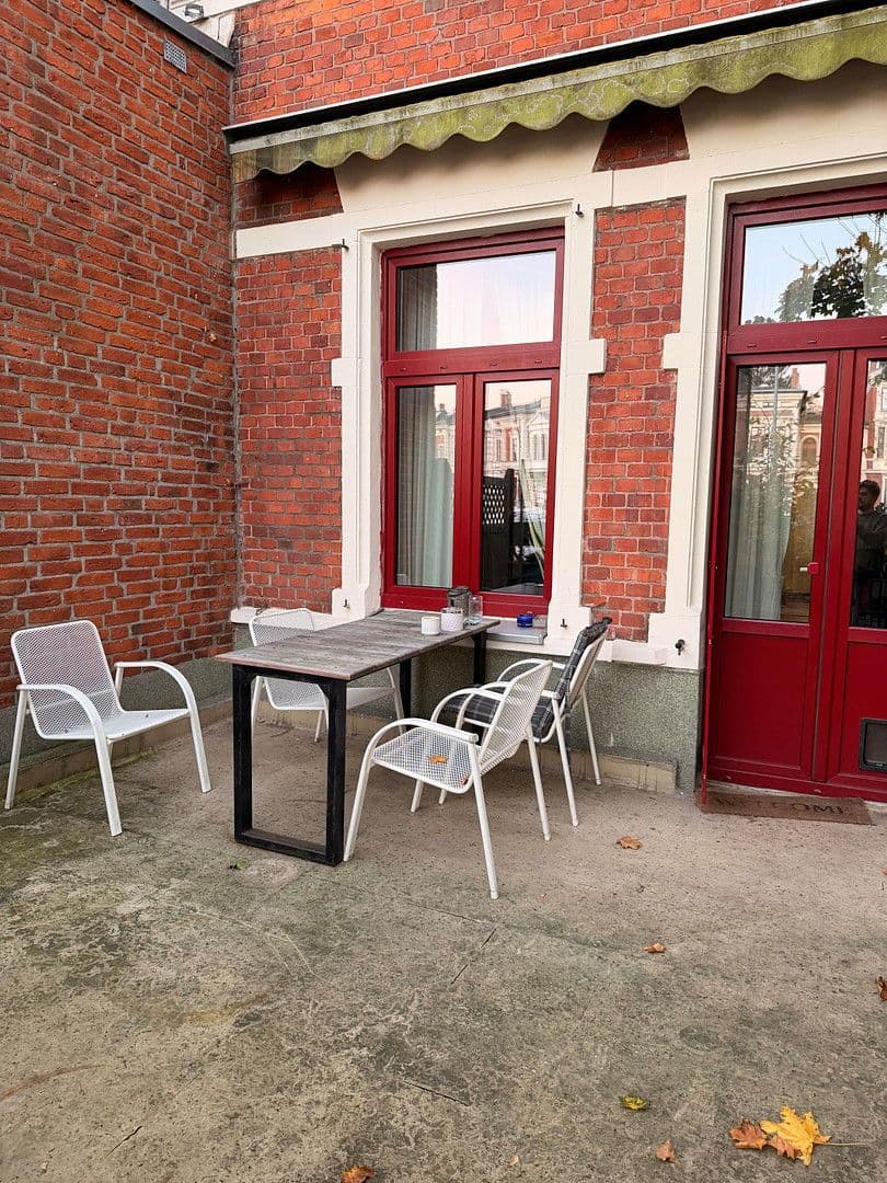 Prodej domu 230 m², pozemek 350 m², Lutherstrasse 3, Schwerin, Mecklenburg-Vorpommern Prodej domu 230 m², pozemek 350 m², Lutherstrasse 3, Schwerin, Mecklenburg-Vorpommern