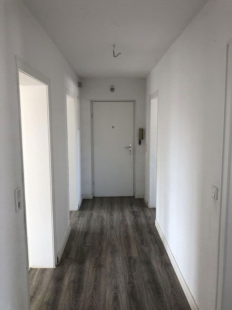 Pronájem bytu 3+1 76 m², Kanalstraße 5, Bremerhaven, Bremen Pronájem bytu 3+1 76 m², Kanalstraße 5, Bremerhaven, Bremen