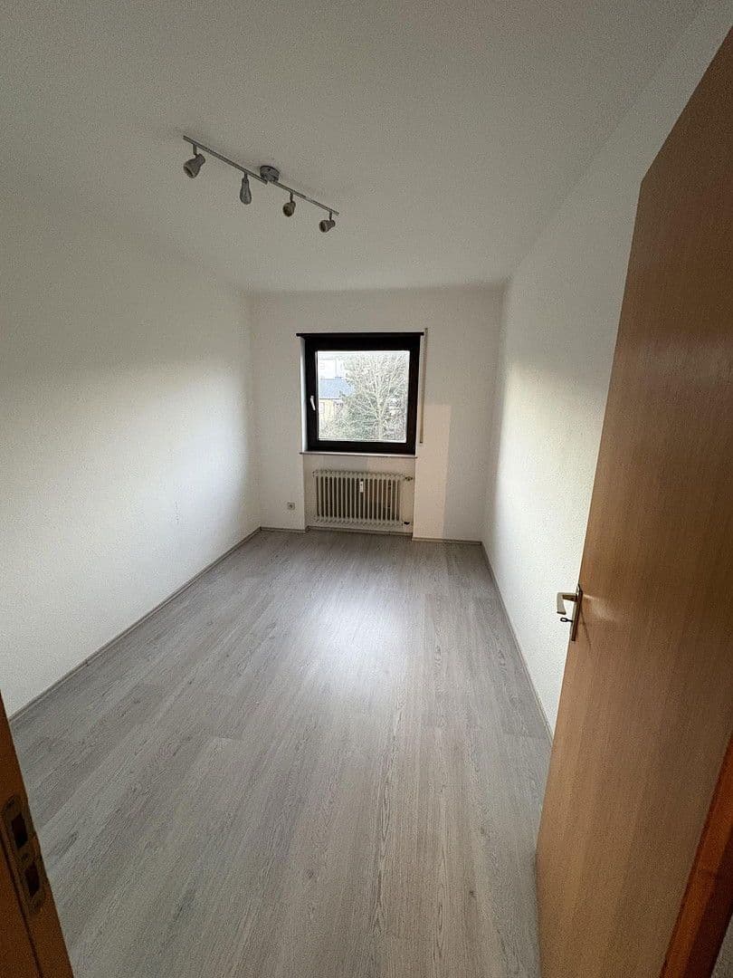 Prodej bytu 3+kk 88 m², Otto-Schmitt-Groß-Str. 4, Bad Dürkheim, Porýní-Falc Prodej bytu 3+kk 88 m², Otto-Schmitt-Groß-Str. 4, Bad Dürkheim, Porýní-Falc
