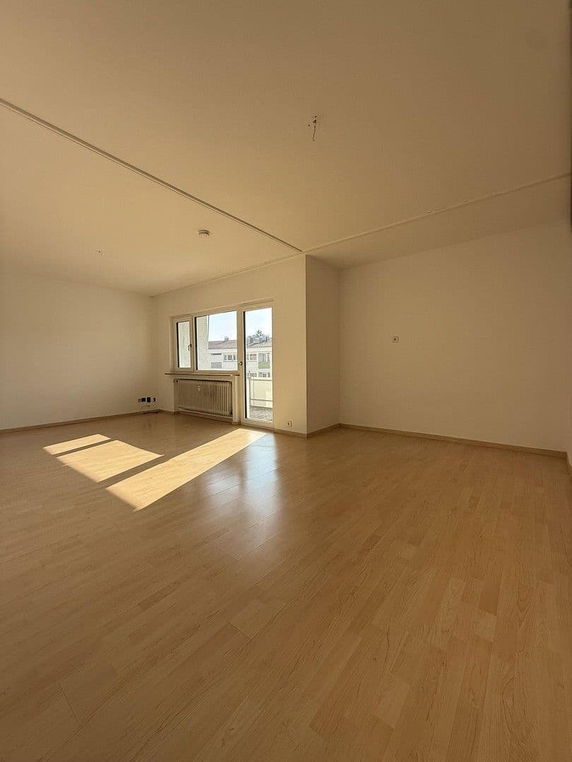 Prodej bytu 2+1 69 m², Stuttgart, Bádensko-Württembersko Prodej bytu 2+1 69 m², Stuttgart, Bádensko-Württembersko