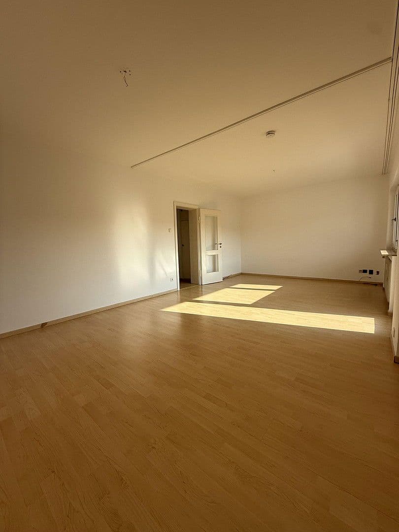 Prodej bytu 2+1 69 m², Stuttgart, Bádensko-Württembersko Prodej bytu 2+1 69 m², Stuttgart, Bádensko-Württembersko