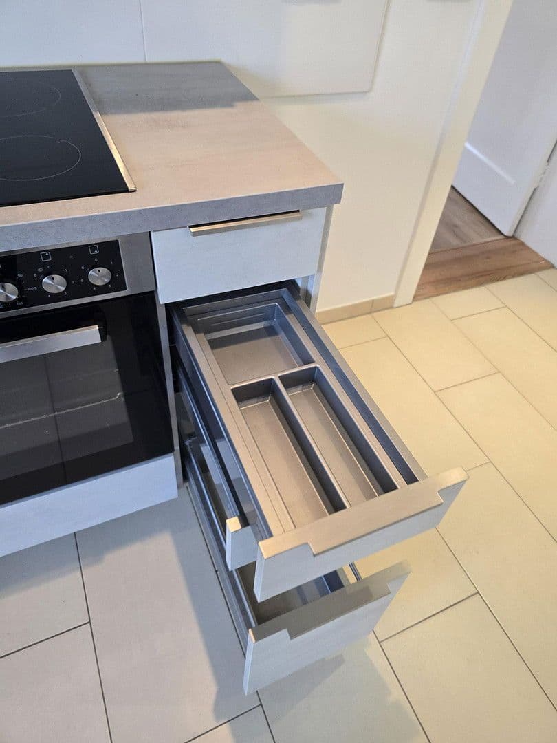 Pronájem bytu 2+1 66 m², Gerhart-Hauptmann Straße 43/45, Teltow, Braniborsko Pronájem bytu 2+1 66 m², Gerhart-Hauptmann Straße 43/45, Teltow, Braniborsko