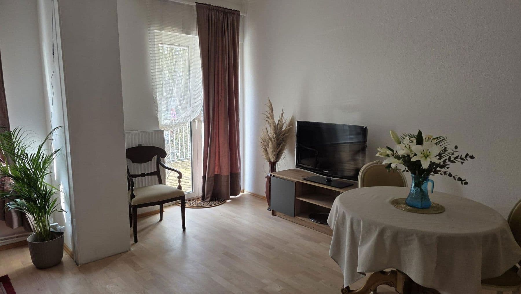 Pronájem bytu 2+kk 91 m², Adolfsallee 20, Wiesbaden, Hessen Pronájem bytu 2+kk 91 m², Adolfsallee 20, Wiesbaden, Hessen