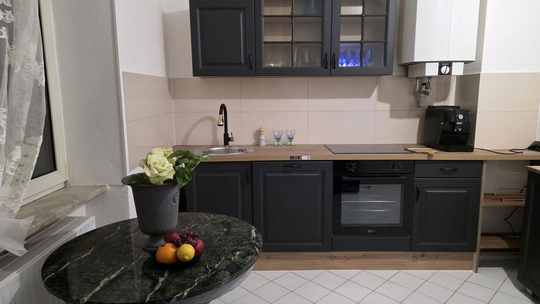 Pronájem bytu 2+kk 91 m², Adolfsallee 20, Wiesbaden, Hessen Pronájem bytu 2+kk 91 m², Adolfsallee 20, Wiesbaden, Hessen