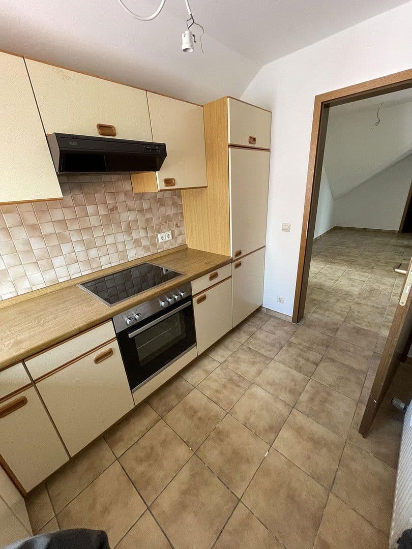 Pronájem bytu 2+1 74 m², Wüstenrot, Bádensko-Württembersko Pronájem bytu 2+1 74 m², Wüstenrot, Bádensko-Württembersko