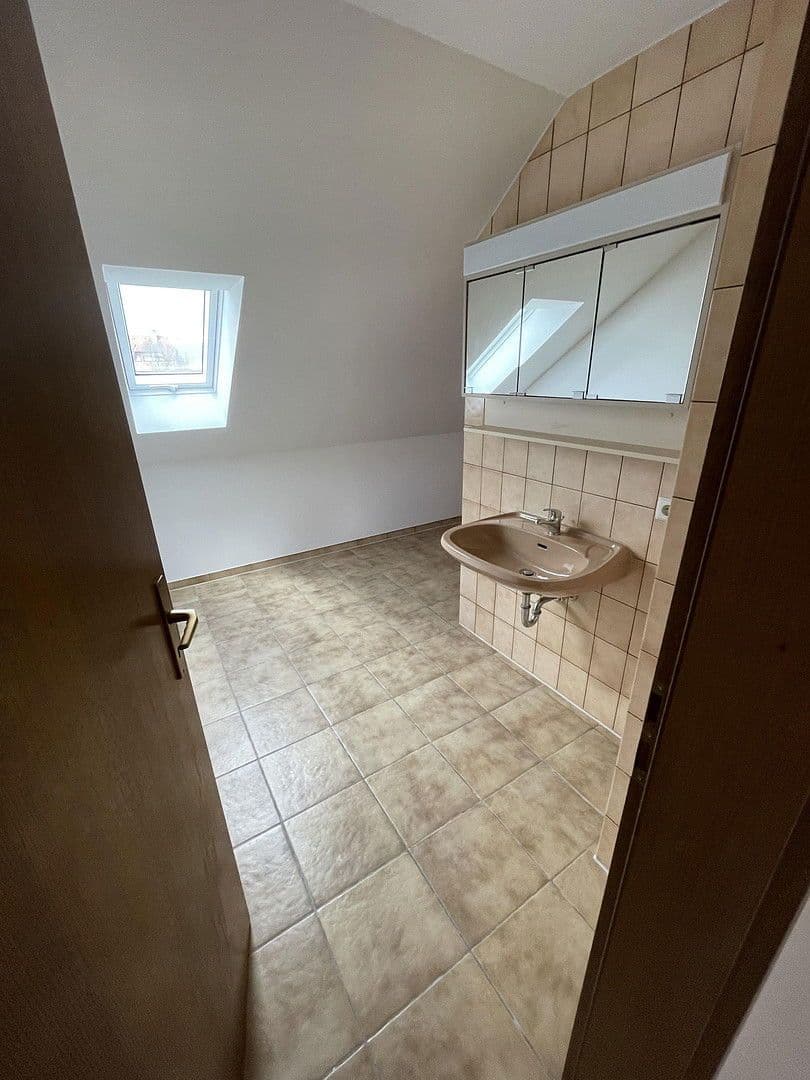 Pronájem bytu 2+1 74 m², Wüstenrot, Bádensko-Württembersko Pronájem bytu 2+1 74 m², Wüstenrot, Bádensko-Württembersko