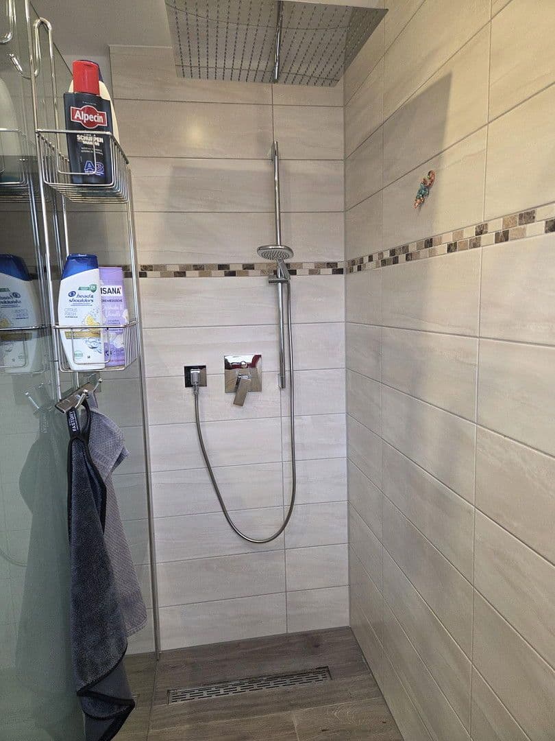 Prodej domu 273 m², pozemek 1.784 m², August-Schmidt-Straße 6, Gladbeck, Severní Porýní-Vestfálsko Prodej domu 273 m², pozemek 1.784 m², August-Schmidt-Straße 6, Gladbeck, Severní Porýní-Vestfálsko