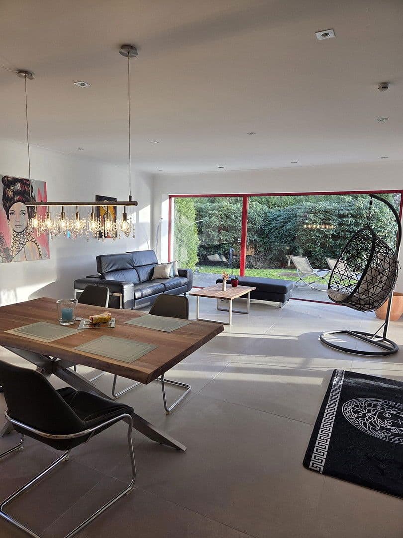 Prodej domu 273 m², pozemek 1.784 m², August-Schmidt-Straße 6, Gladbeck, Severní Porýní-Vestfálsko Prodej domu 273 m², pozemek 1.784 m², August-Schmidt-Straße 6, Gladbeck, Severní Porýní-Vestfálsko