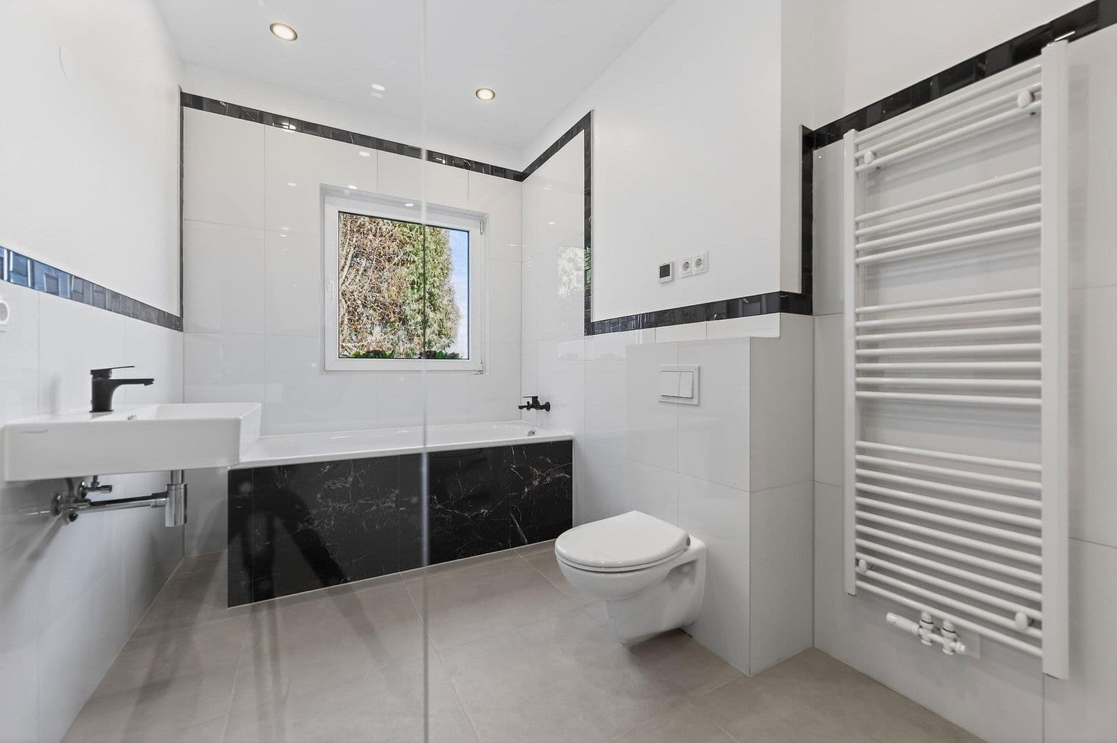 Prodej domu 102 m², pozemek 171 m², Taucha, Sasko Prodej domu 102 m², pozemek 171 m², Taucha, Sasko