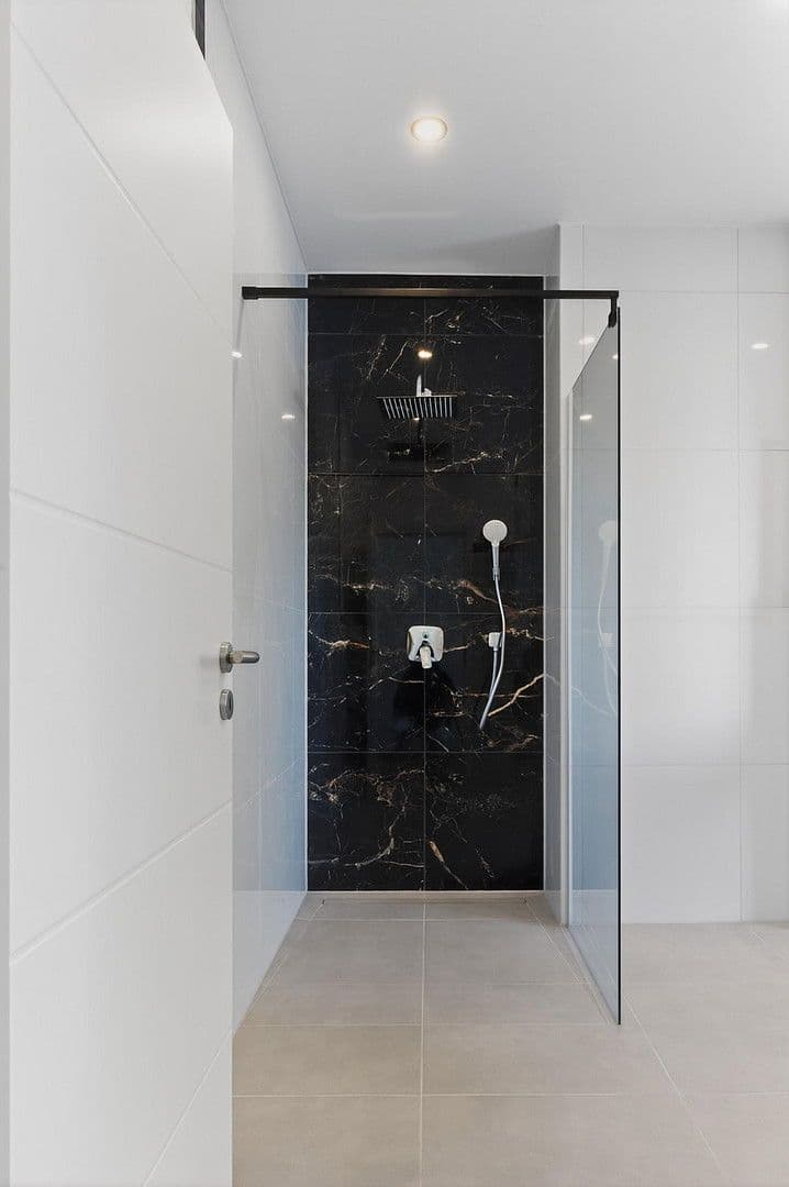 Prodej domu 102 m², pozemek 171 m², Taucha, Sasko Prodej domu 102 m², pozemek 171 m², Taucha, Sasko