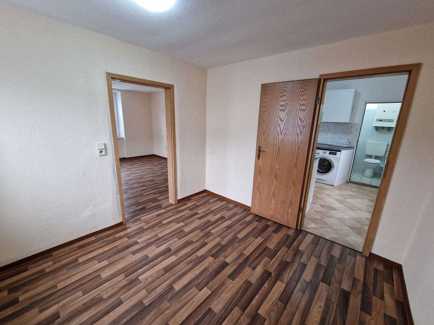 Pronájem bytu 2+1 36 m², Staatstraße 44, Neidenfels, Porýní-Falc Pronájem bytu 2+1 36 m², Staatstraße 44, Neidenfels, Porýní-Falc