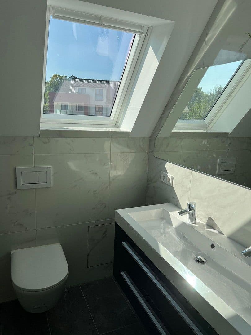 Pronájem domu 133 m², pozemek 591 m², Wolfsburg, Dolní Sasko Pronájem domu 133 m², pozemek 591 m², Wolfsburg, Dolní Sasko