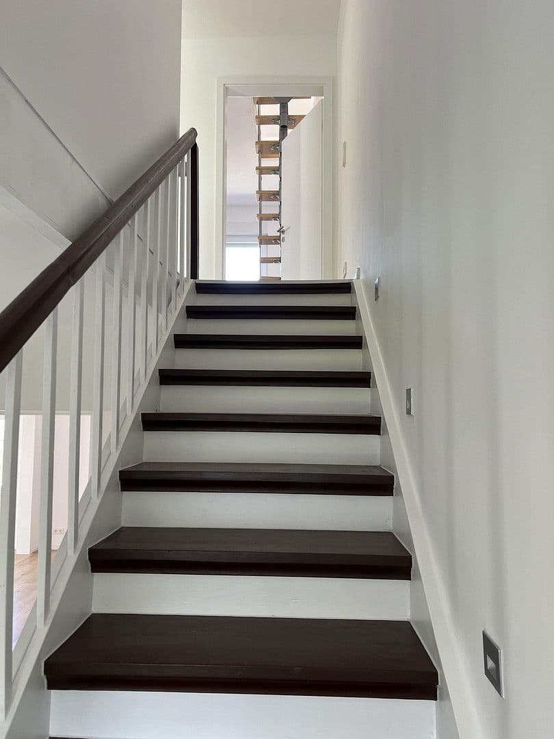 Pronájem domu 133 m², pozemek 591 m², Wolfsburg, Dolní Sasko Pronájem domu 133 m², pozemek 591 m², Wolfsburg, Dolní Sasko