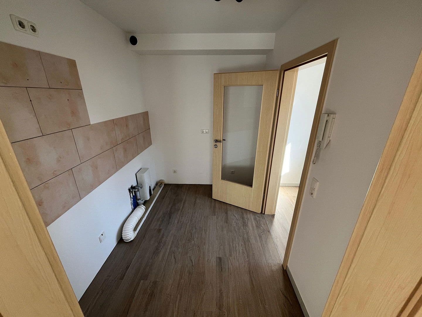 Pronájem bytu 2+1 52 m², Tonnenpütz 52a, Alfter, Severní Porýní-Vestfálsko Pronájem bytu 2+1 52 m², Tonnenpütz 52a, Alfter, Severní Porýní-Vestfálsko