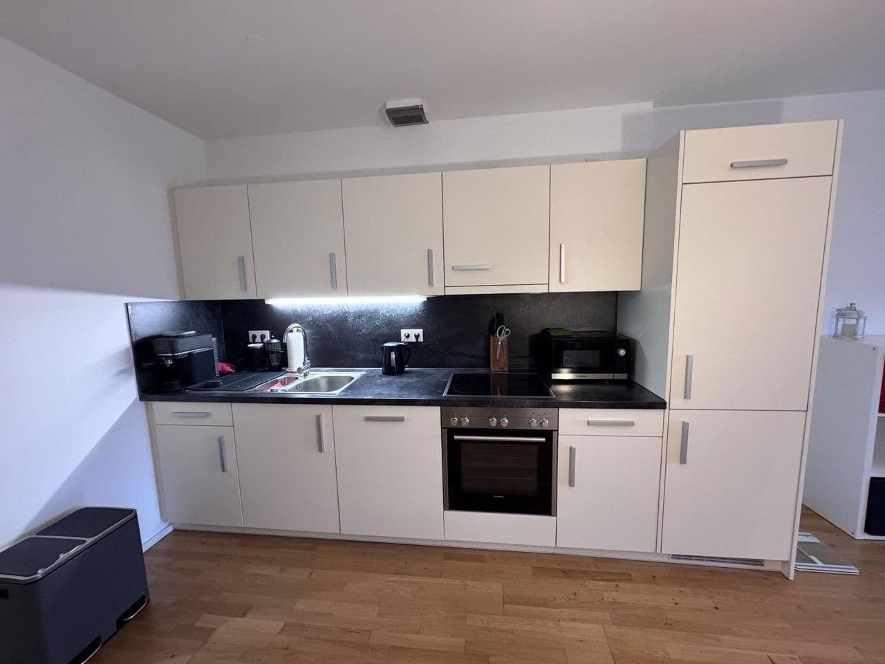 Pronájem bytu 2+1 78 m², Wolframstraße 39, Stuttgart, Bádensko-Württembersko Pronájem bytu 2+1 78 m², Wolframstraße 39, Stuttgart, Bádensko-Württembersko