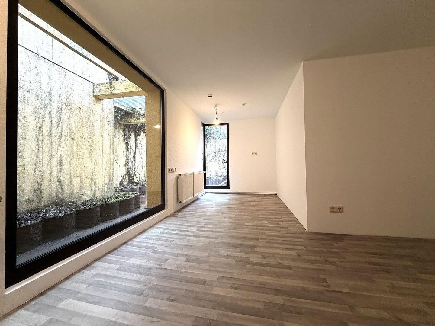 Prodej domu 277 m², pozemek 803 m², Butzweiler Str. 52, Kordel, Porýní-Falc Prodej domu 277 m², pozemek 803 m², Butzweiler Str. 52, Kordel, Porýní-Falc