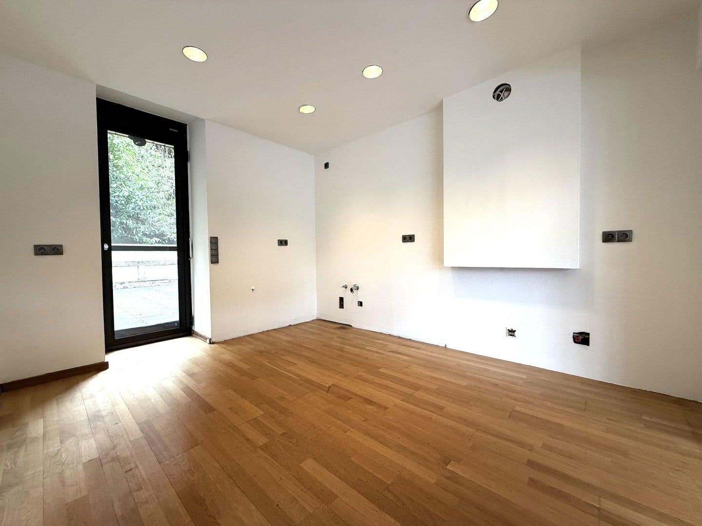 Prodej domu 277 m², pozemek 803 m², Butzweiler Str. 52, Kordel, Porýní-Falc Prodej domu 277 m², pozemek 803 m², Butzweiler Str. 52, Kordel, Porýní-Falc