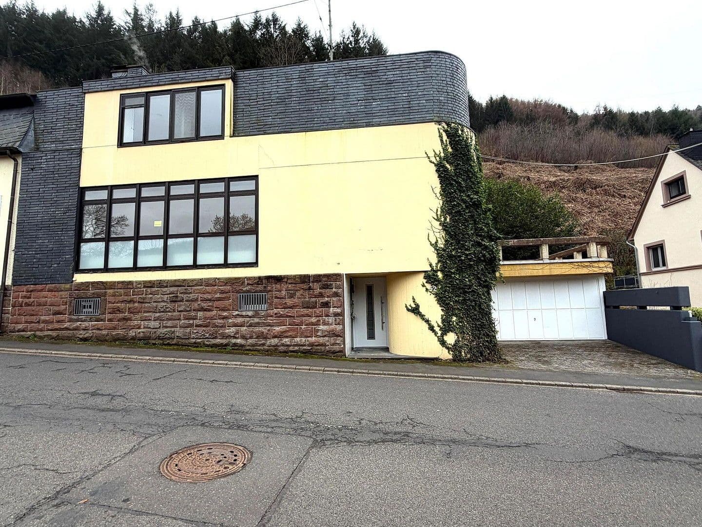 Prodej domu 277 m², pozemek 803 m², Butzweiler Str. 52, Kordel, Porýní-Falc Prodej domu 277 m², pozemek 803 m², Butzweiler Str. 52, Kordel, Porýní-Falc