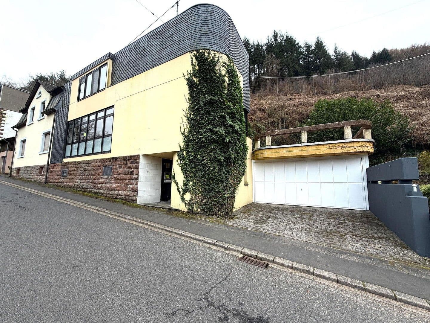 Prodej domu 277 m², pozemek 803 m², Butzweiler Str. 52, Kordel, Porýní-Falc Prodej domu 277 m², pozemek 803 m², Butzweiler Str. 52, Kordel, Porýní-Falc