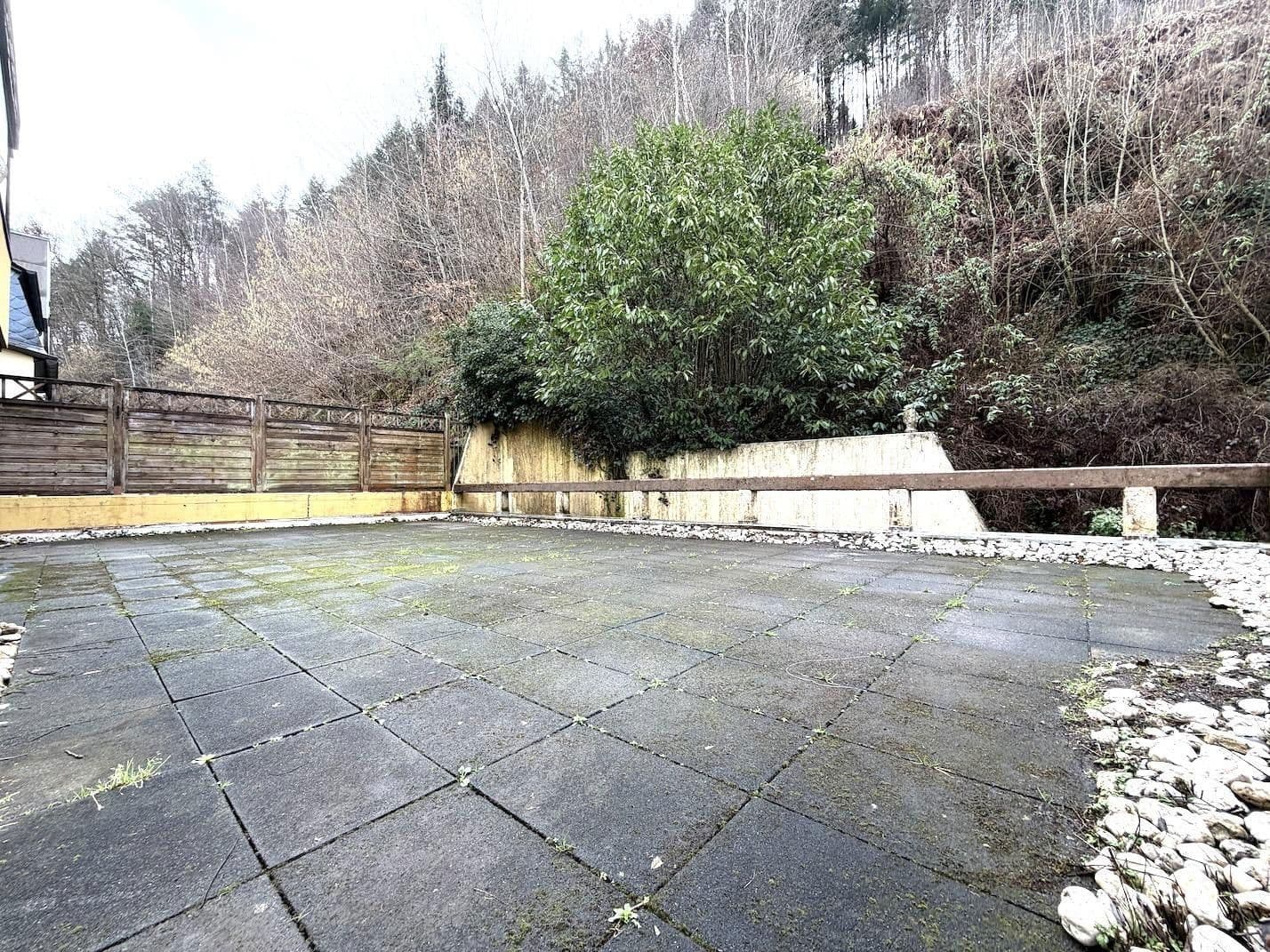 Prodej domu 277 m², pozemek 803 m², Butzweiler Str. 52, Kordel, Porýní-Falc Prodej domu 277 m², pozemek 803 m², Butzweiler Str. 52, Kordel, Porýní-Falc