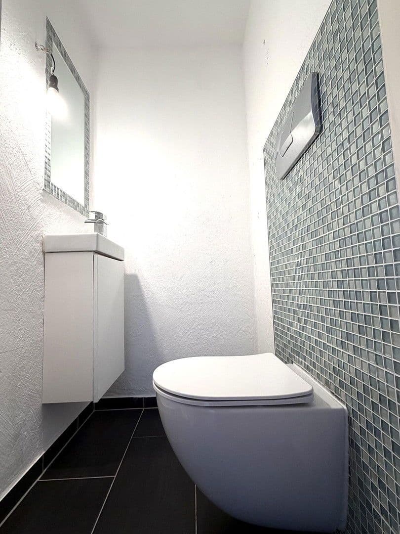 Prodej domu 277 m², pozemek 803 m², Butzweiler Str. 52, Kordel, Porýní-Falc Prodej domu 277 m², pozemek 803 m², Butzweiler Str. 52, Kordel, Porýní-Falc