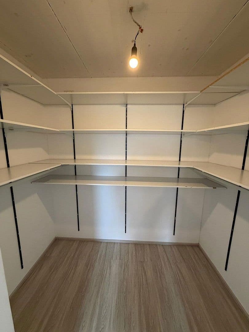 Prodej bytu 3+kk 90 m², Biebesheim am Rhein, Hessen Prodej bytu 3+kk 90 m², Biebesheim am Rhein, Hessen