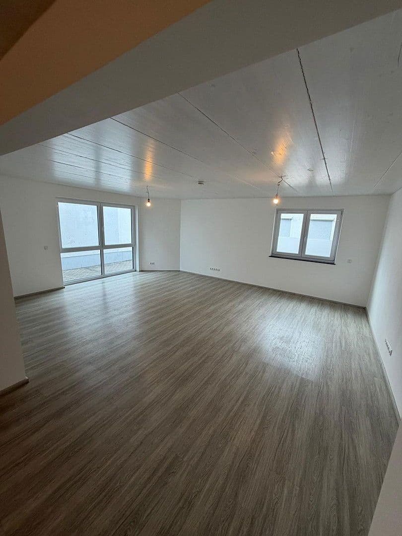 Prodej bytu 3+kk 90 m², Biebesheim am Rhein, Hessen Prodej bytu 3+kk 90 m², Biebesheim am Rhein, Hessen