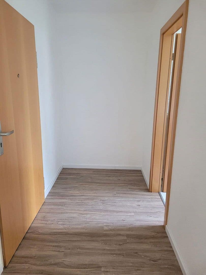Pronájem bytu 1+kk 34 m², In der Musel 27, Bad Urach, Bádensko-Württembersko Pronájem bytu 1+kk 34 m², In der Musel 27, Bad Urach, Bádensko-Württembersko