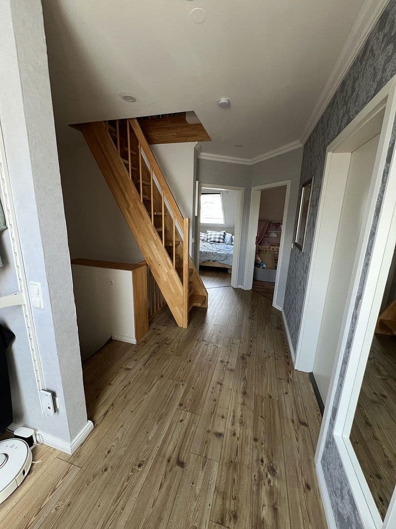 Prodej domu 142 m², pozemek 418 m², Stelle, Dolní Sasko Prodej domu 142 m², pozemek 418 m², Stelle, Dolní Sasko