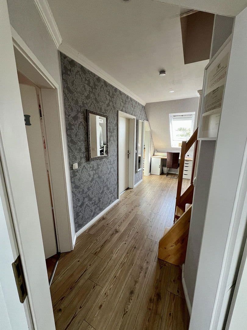 Prodej domu 142 m², pozemek 418 m², Stelle, Dolní Sasko Prodej domu 142 m², pozemek 418 m², Stelle, Dolní Sasko