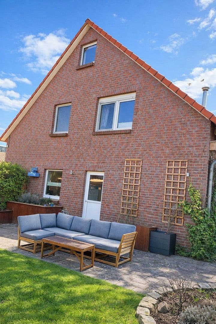 Prodej domu 142 m², pozemek 418 m², Stelle, Dolní Sasko Prodej domu 142 m², pozemek 418 m², Stelle, Dolní Sasko