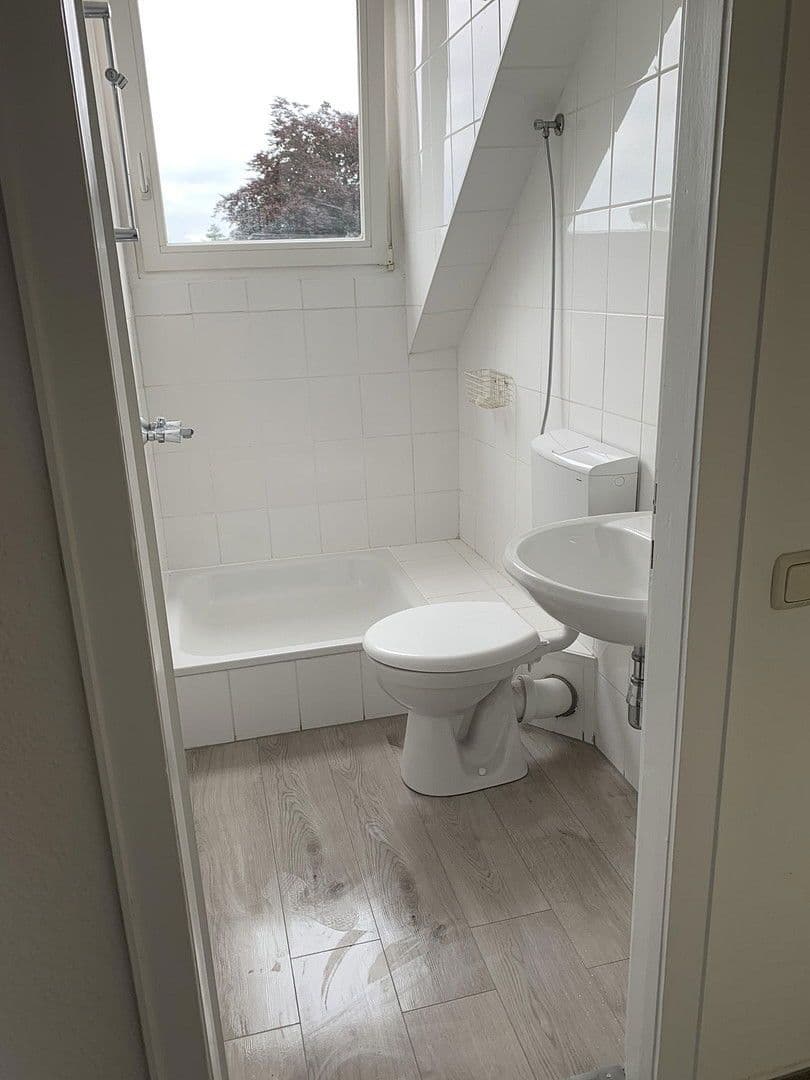 Pronájem bytu 2+1 48 m², Eynattener Str., Cáchy, Severní Porýní-Vestfálsko Pronájem bytu 2+1 48 m², Eynattener Str., Cáchy, Severní Porýní-Vestfálsko