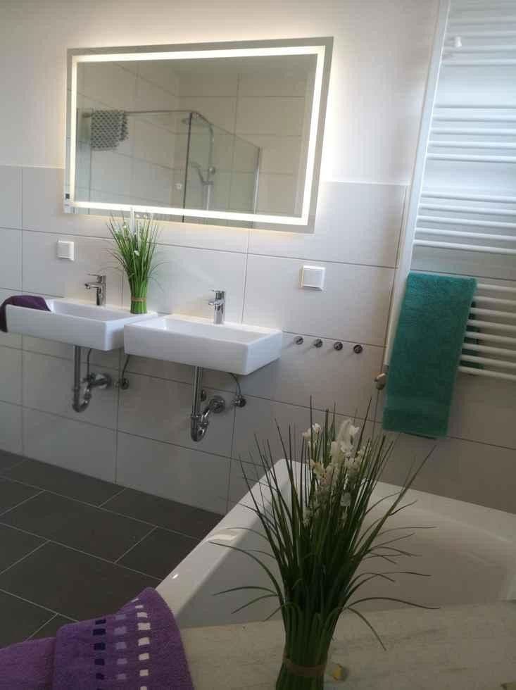 Pronájem domu 160 m², pozemek 385 m², Wächtersbach, Hessen Pronájem domu 160 m², pozemek 385 m², Wächtersbach, Hessen