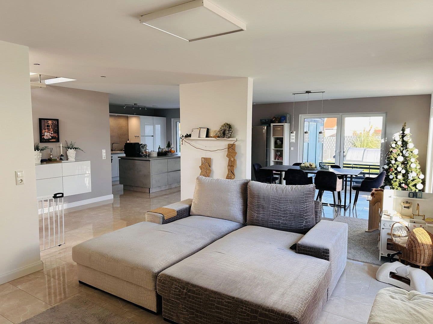 Prodej domu 175 m², pozemek 707 m², Ilsede, Dolní Sasko Prodej domu 175 m², pozemek 707 m², Ilsede, Dolní Sasko