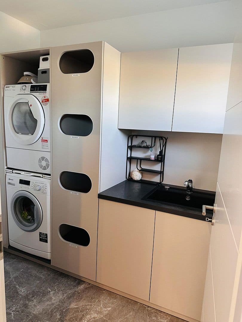 Prodej domu 175 m², pozemek 707 m², Ilsede, Dolní Sasko Prodej domu 175 m², pozemek 707 m², Ilsede, Dolní Sasko