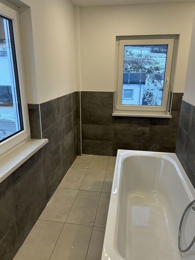 Prodej domu 124 m², pozemek 459 m², Wehingen, Bádensko-Württembersko Prodej domu 124 m², pozemek 459 m², Wehingen, Bádensko-Württembersko