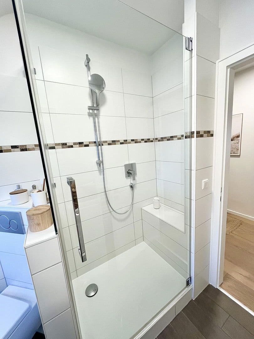 Prodej bytu 4+1 89 m², Hamburg, Hamburg Prodej bytu 4+1 89 m², Hamburg, Hamburg