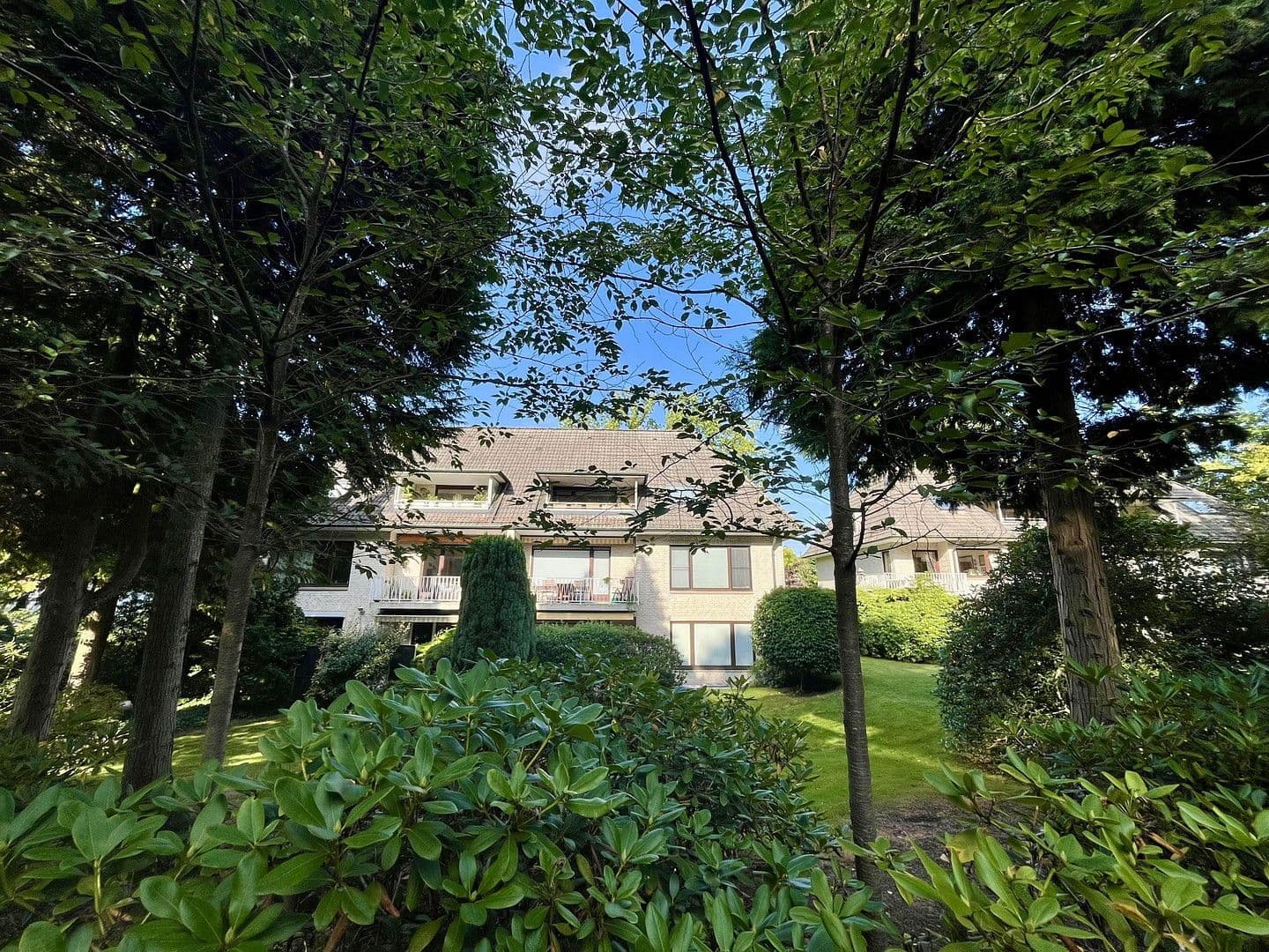 Prodej bytu 4+1 89 m², Hamburg, Hamburg Prodej bytu 4+1 89 m², Hamburg, Hamburg