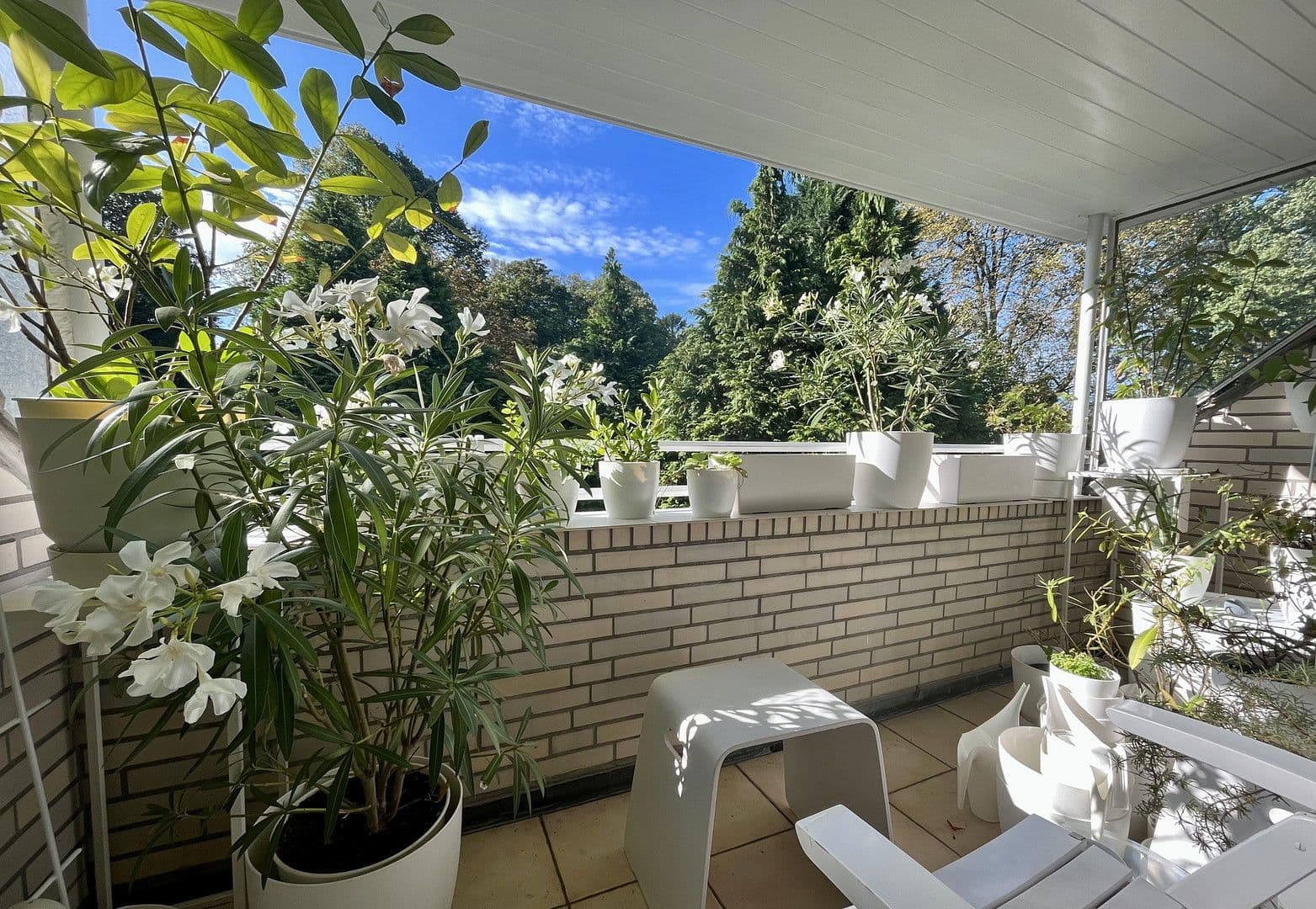 Prodej bytu 4+1 89 m², Hamburg, Hamburg Prodej bytu 4+1 89 m², Hamburg, Hamburg