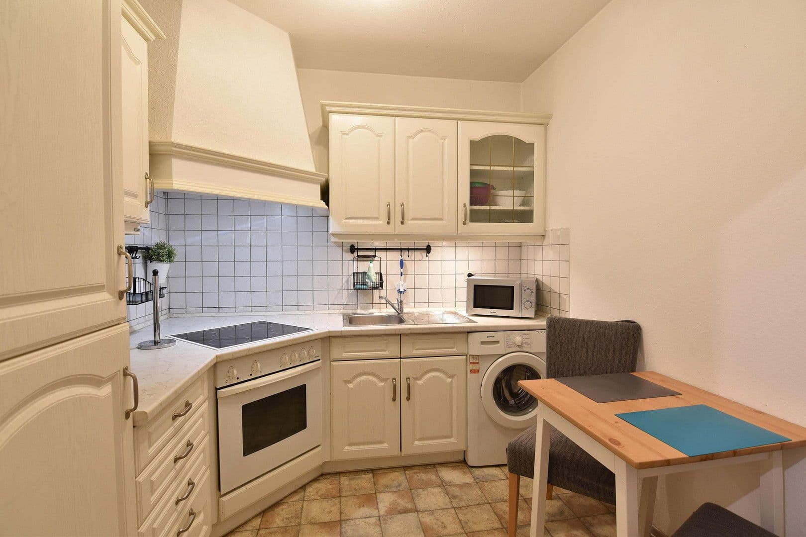 Pronájem bytu 1+1 41 m², Nelkenweg 5, Mainz-Finthen, Porýní-Falc Pronájem bytu 1+1 41 m², Nelkenweg 5, Mainz-Finthen, Porýní-Falc